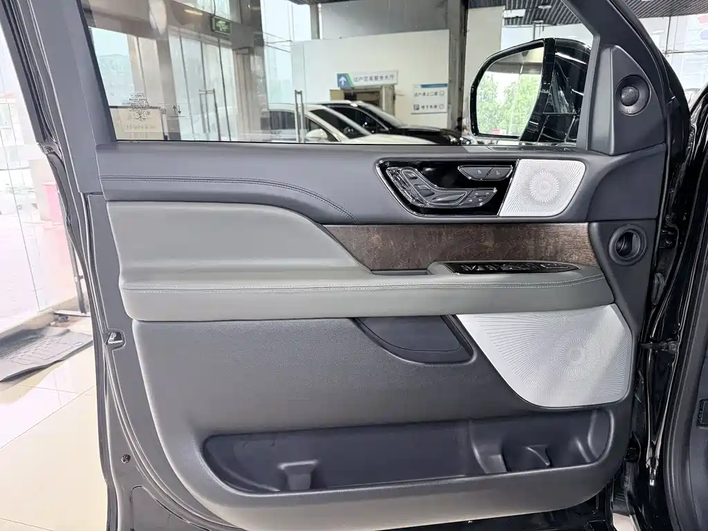 Lincoln Navigator 2022 3.5T