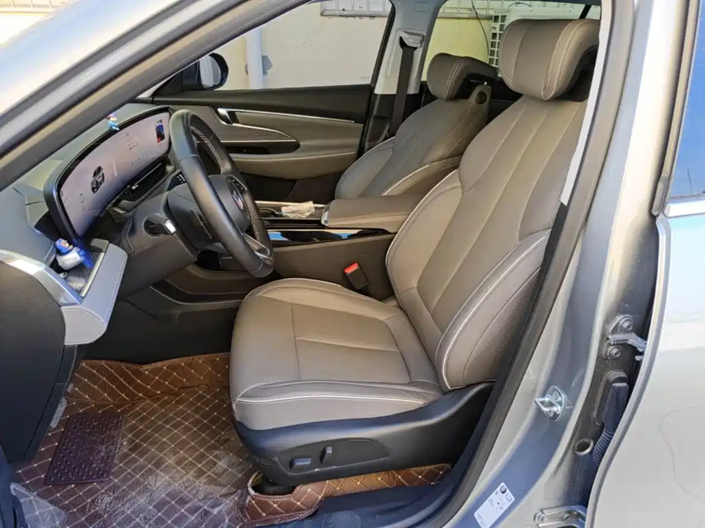 Buick E5 — миниатюра 15