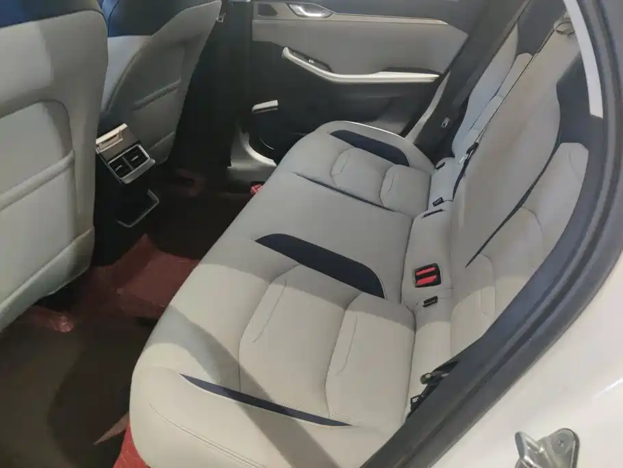 Geely Xingrui — миниатюра 11