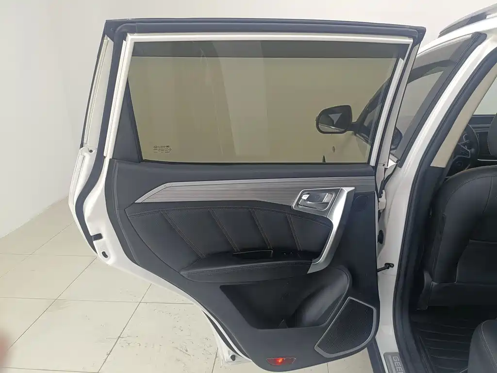 Geely Vision X6 — миниатюра 17