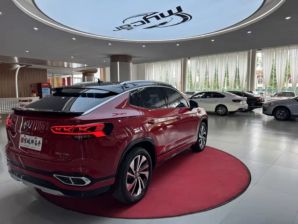 Volkswagen X — миниатюра 5