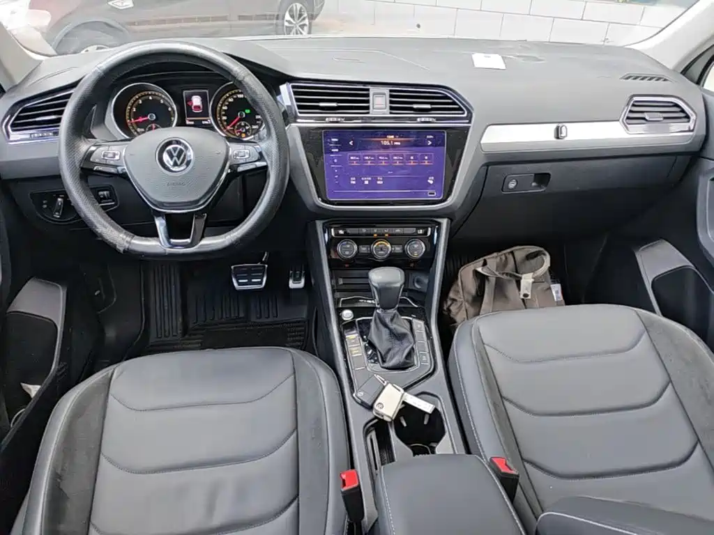 Volkswagen Tiguan L — миниатюра 14