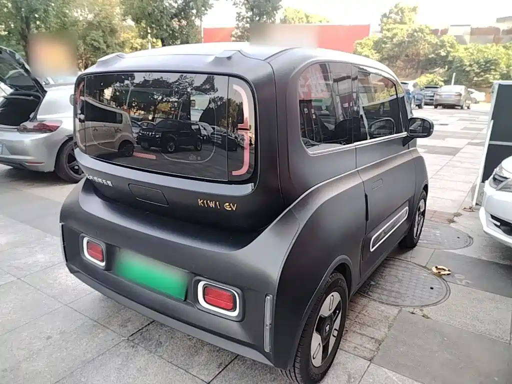 Baojun KiWi EV — миниатюра 7
