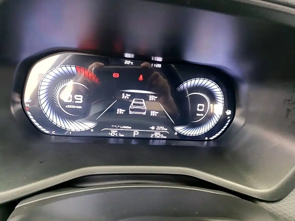 Geely Emgrand — миниатюра 12