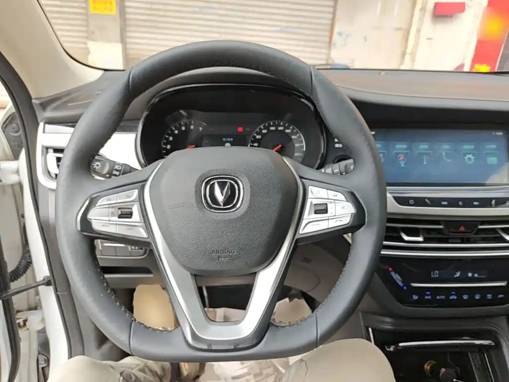 Changan CS35PLUS — миниатюра 11