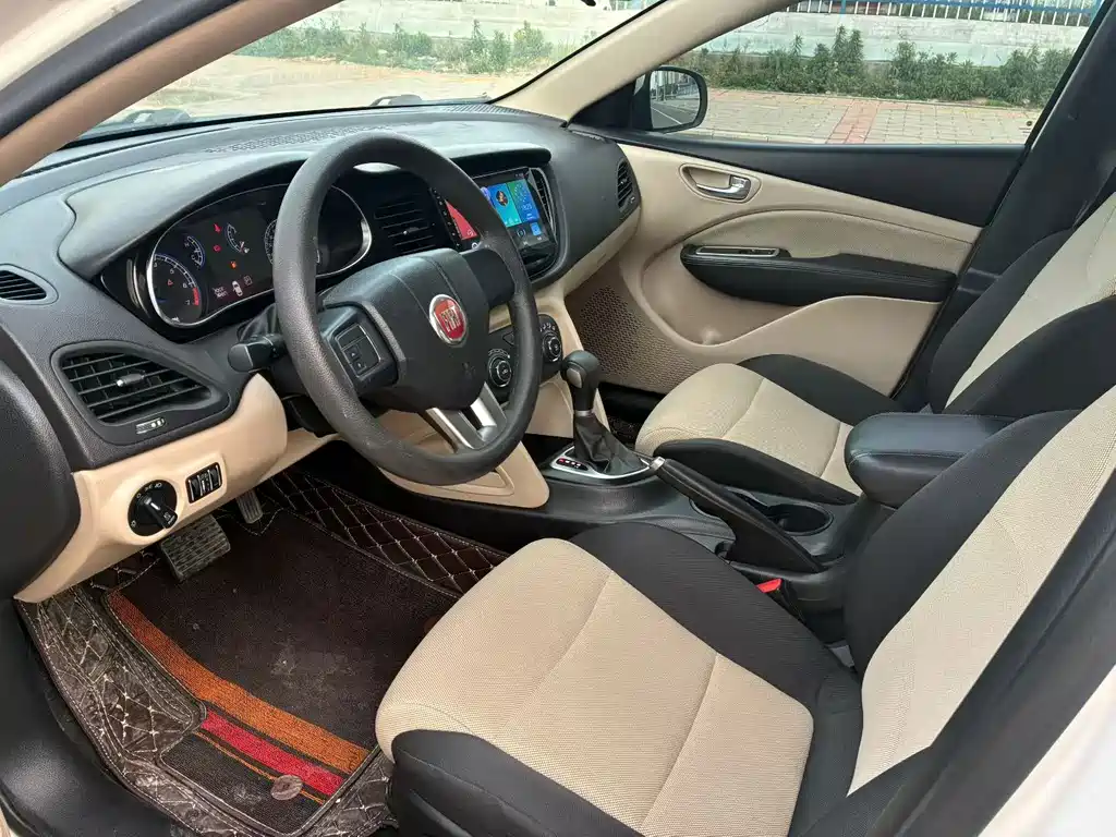 Fiat Viaggio — миниатюра 4