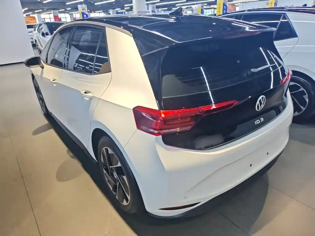 Volkswagen ID.3 — миниатюра 5
