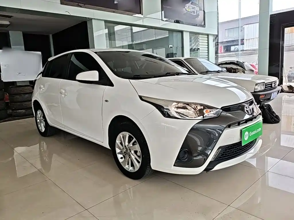 Toyota Yaris L — миниатюра 4