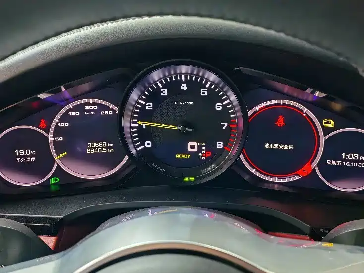 Porsche Cayenne Hybrid — миниатюра 4