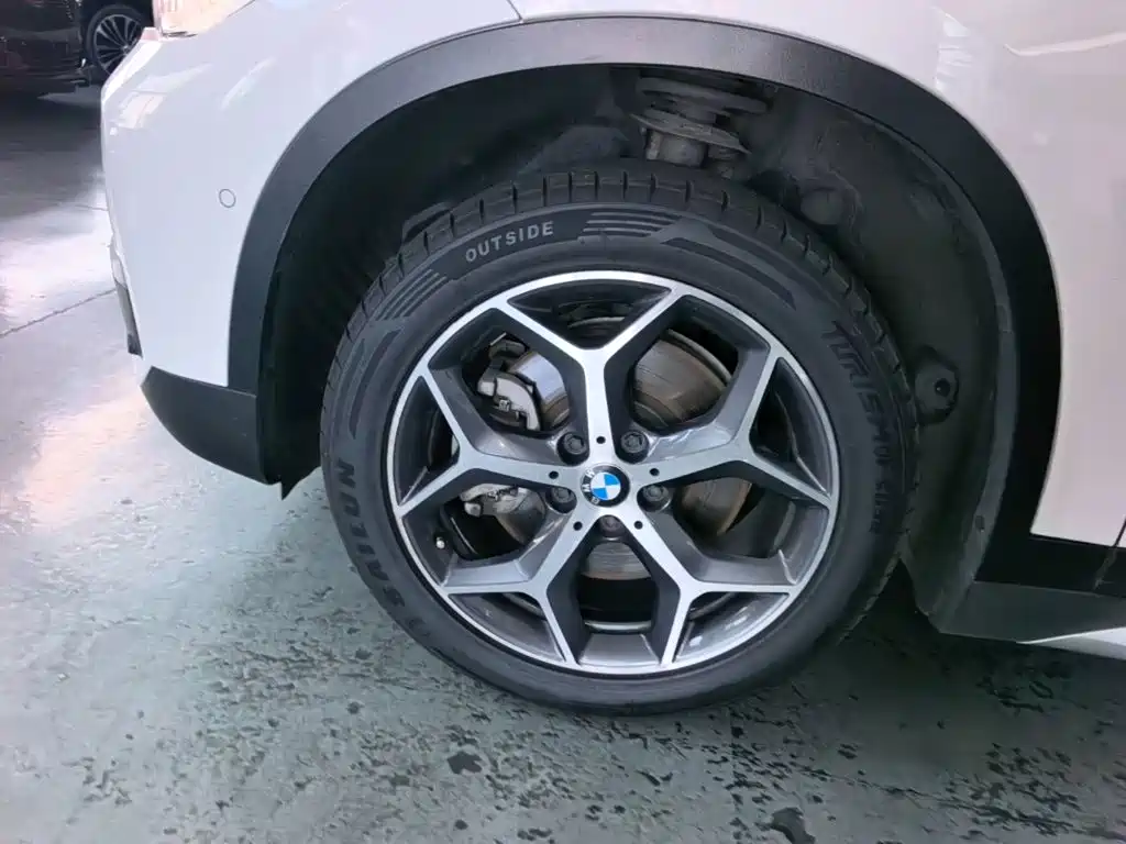 BMW X1 — миниатюра 23