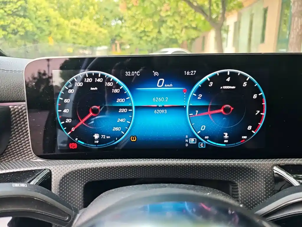 Mercedes-Benz A-Class — миниатюра 12