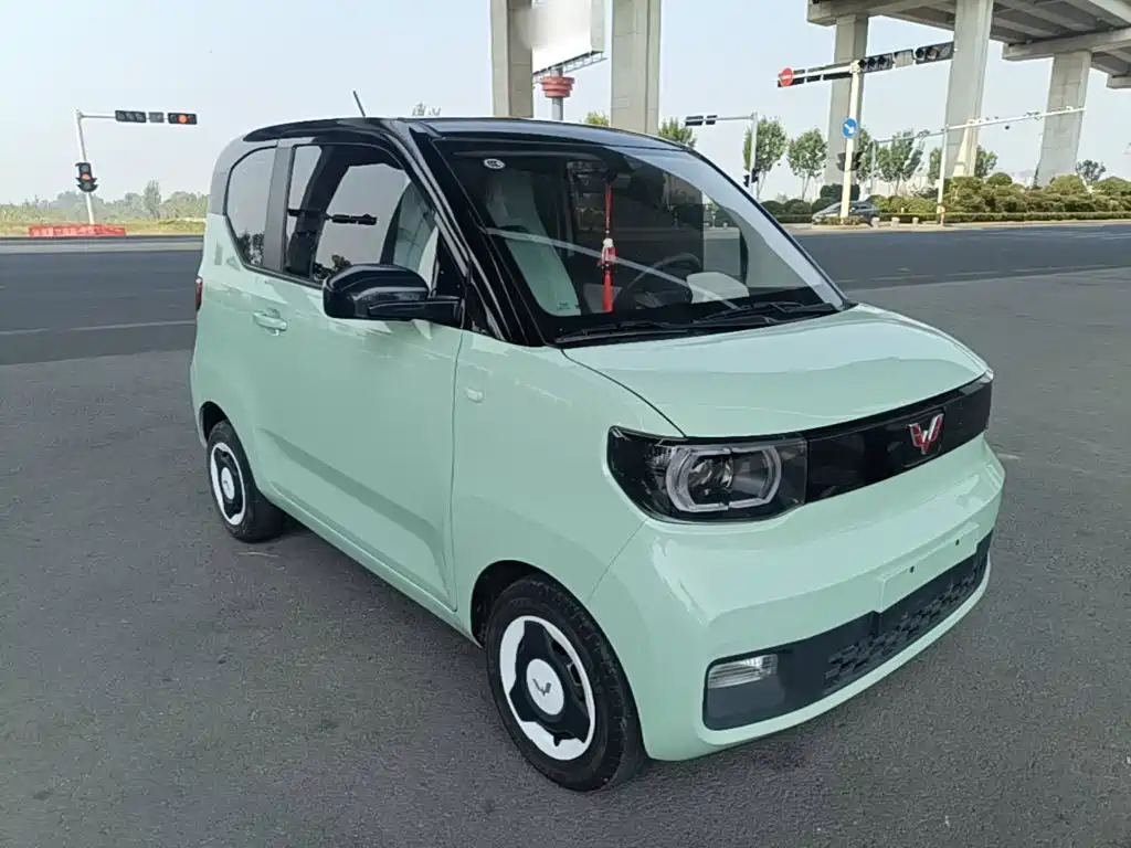 Wuling MINIEV — миниатюра 4