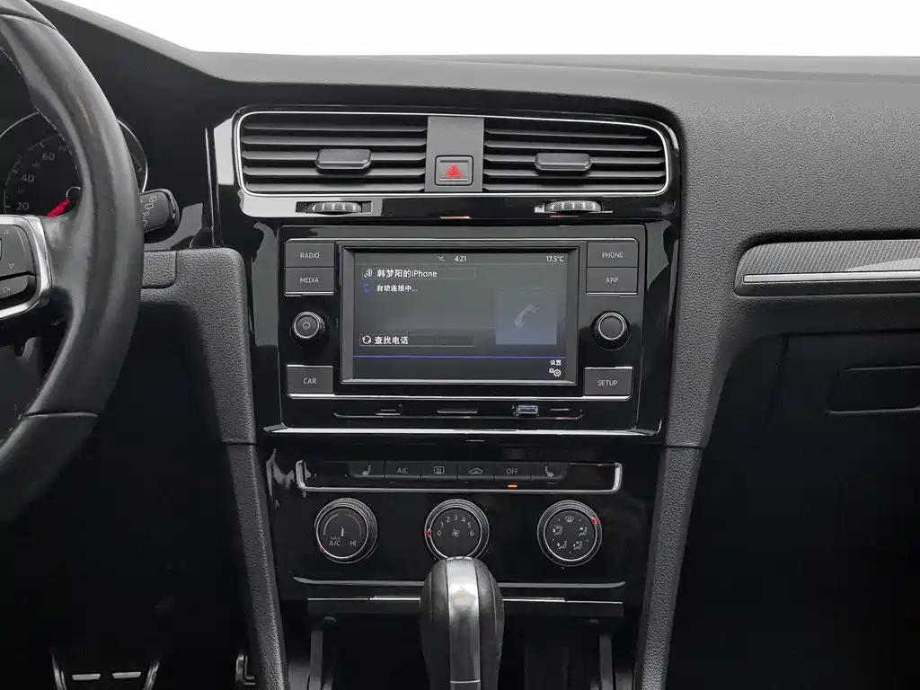 Volkswagen Golf — миниатюра 12