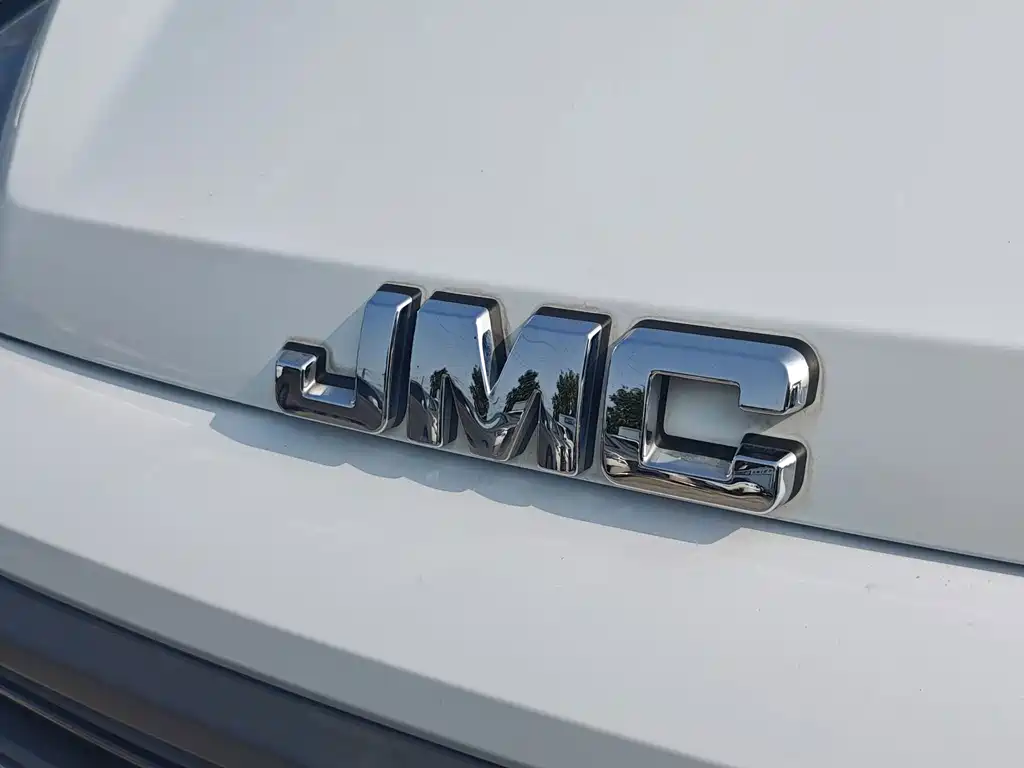 JMC Tesla — миниатюра 30