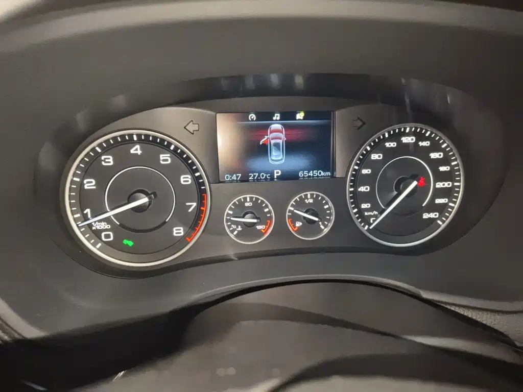 Borgward BX7 — миниатюра 7
