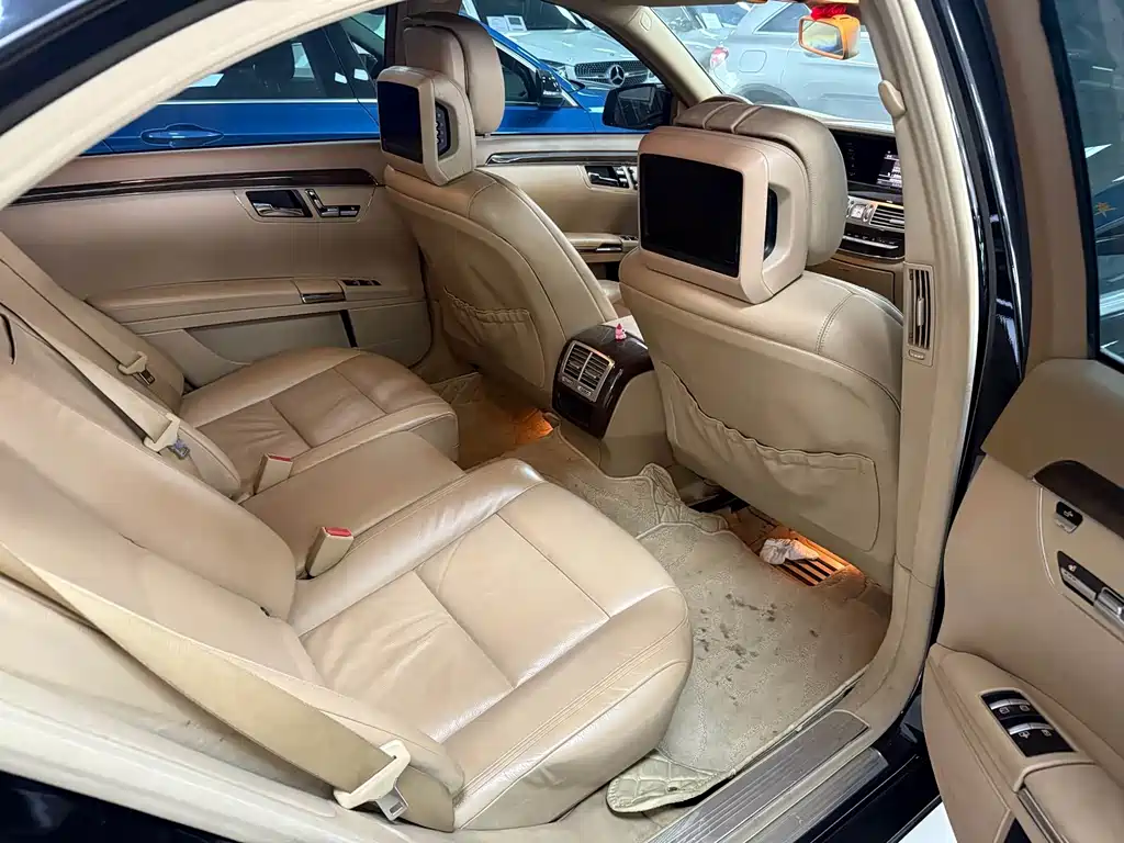 Mercedes-Benz S-Class — миниатюра 6