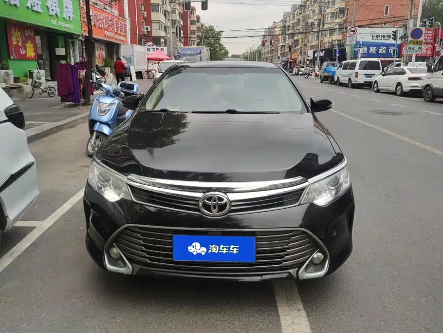 Toyota Camry — миниатюра 2