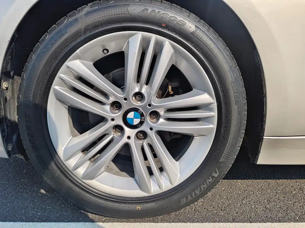 BMW 3 Series — миниатюра 20