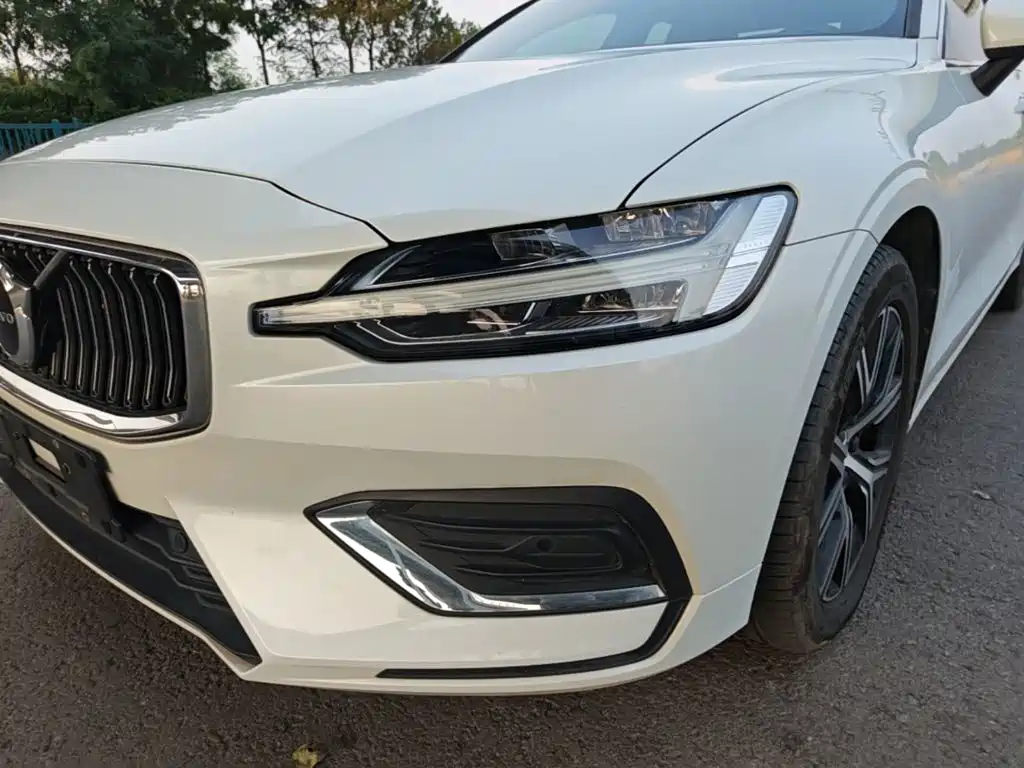 Volvo S60 — миниатюра 24