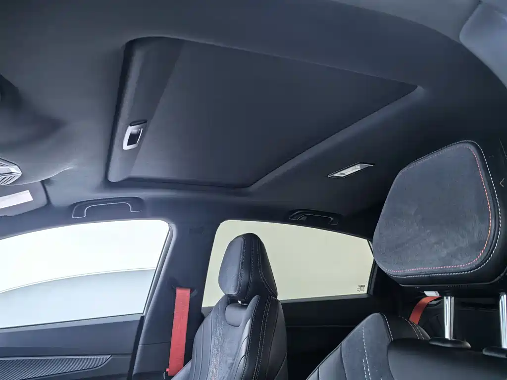 GEELY AUTOMOBILE BINRUI