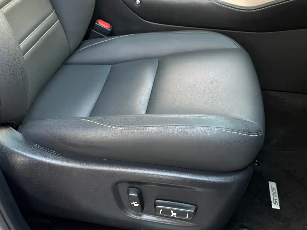 Lexus NX — миниатюра 30