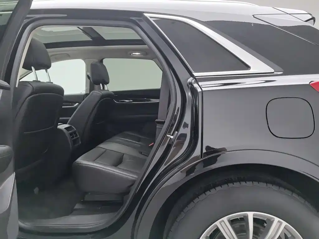 Cadillac XT5 — миниатюра 15