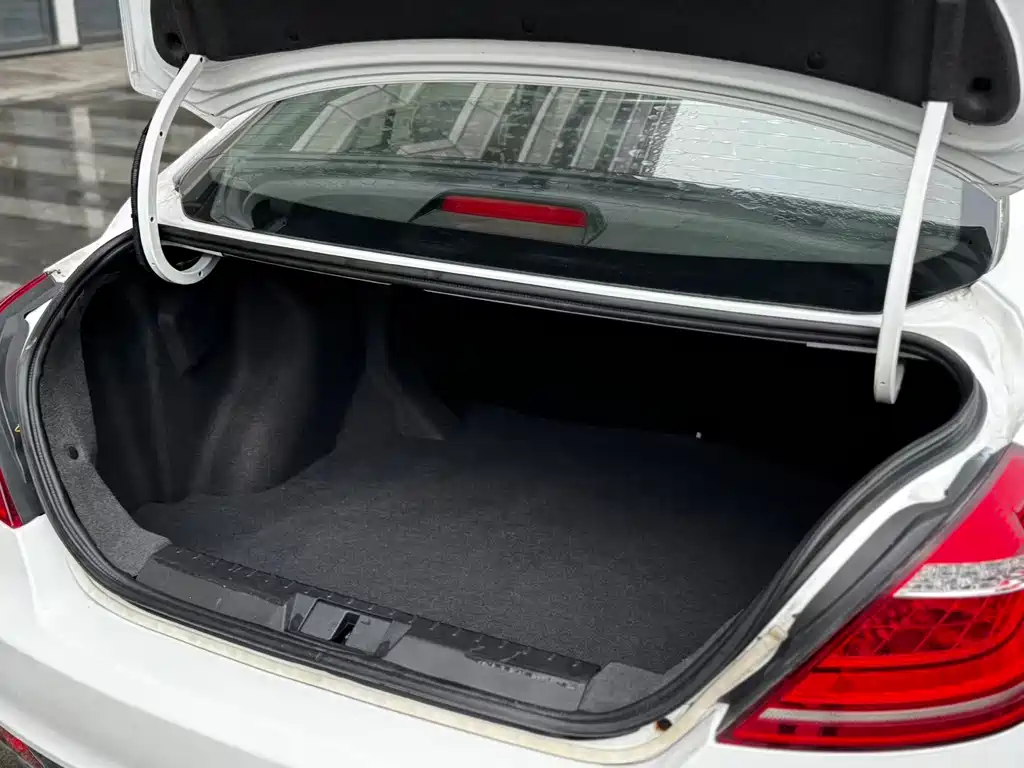 Geely Emgrand — миниатюра 15