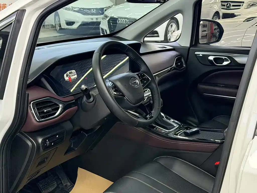GAC Motor Trumpchi M6 — миниатюра 7