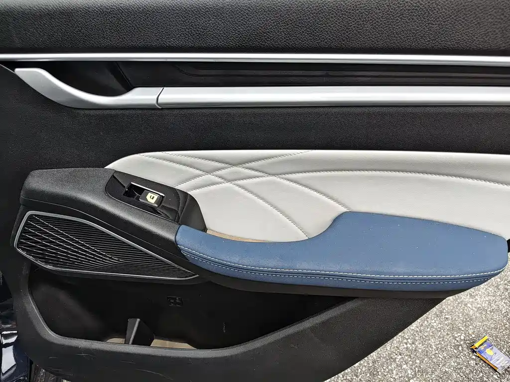Geely Emgrand — миниатюра 11