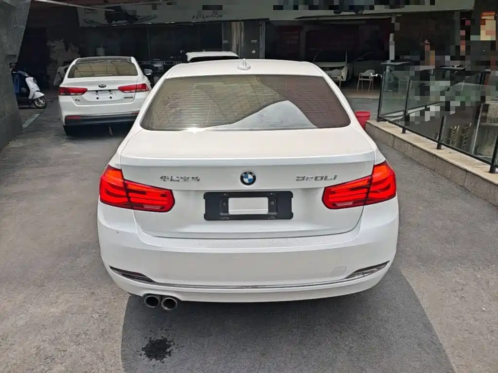 BMW 3 Series — миниатюра 6