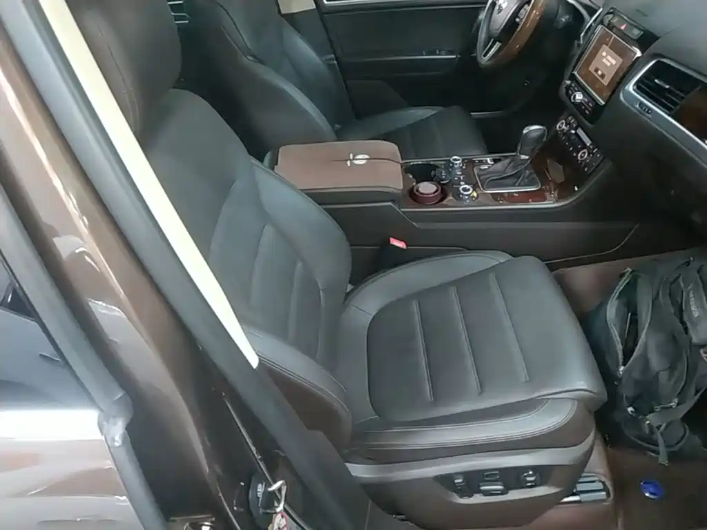 Volkswagen Touareg — миниатюра 25