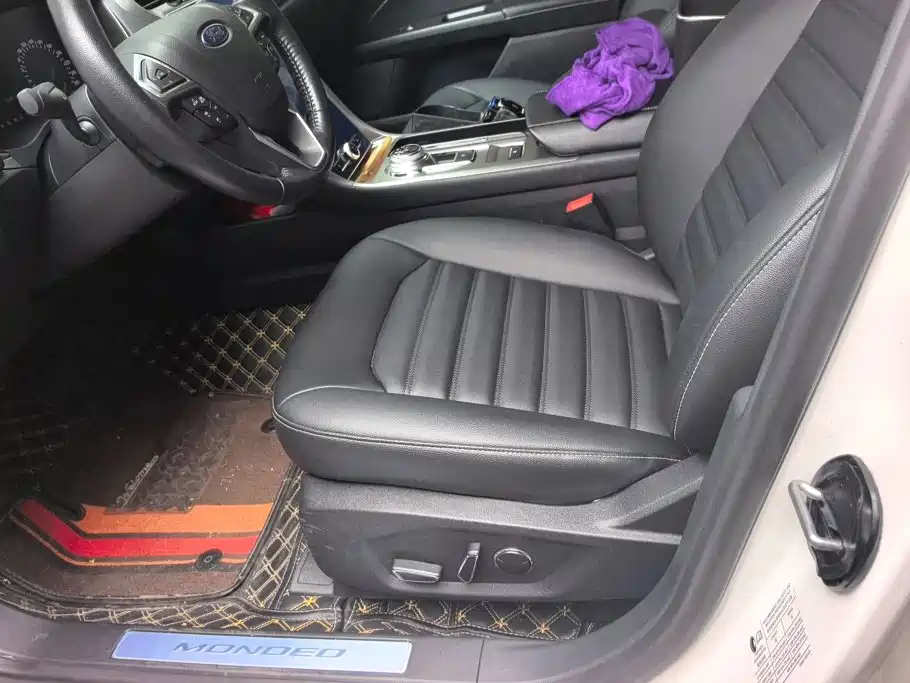 Ford Mondeo — миниатюра 9