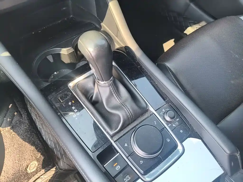 Mazda 3 Axela — миниатюра 10