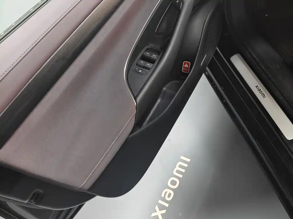 Xiaomi SU7 — миниатюра 4