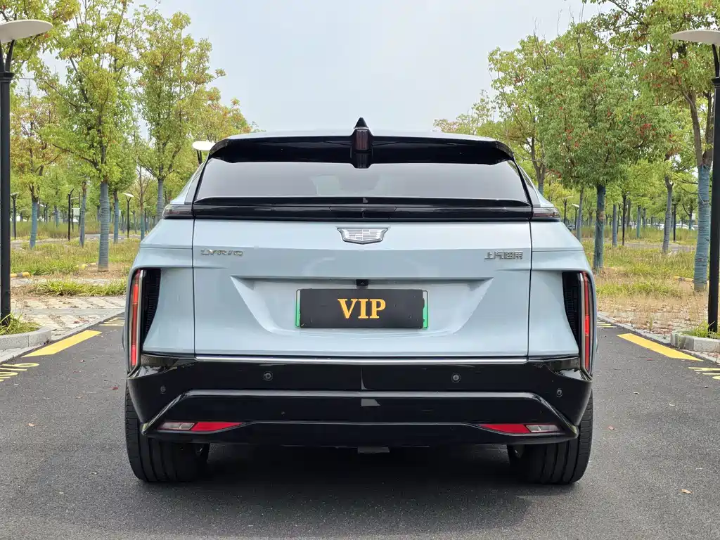 Cadillac Lyriq — миниатюра 5
