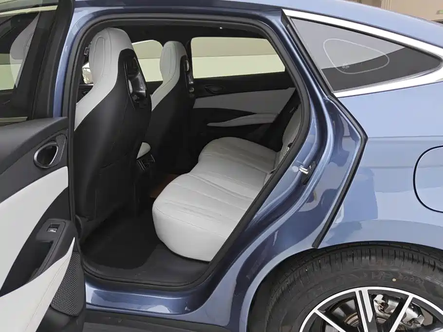 BYD Seal 06 — миниатюра 11