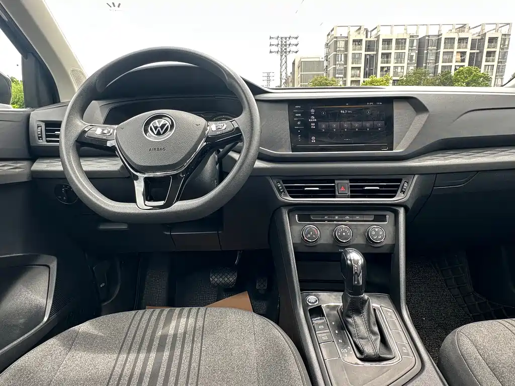 Volkswagen Tharu — миниатюра 15