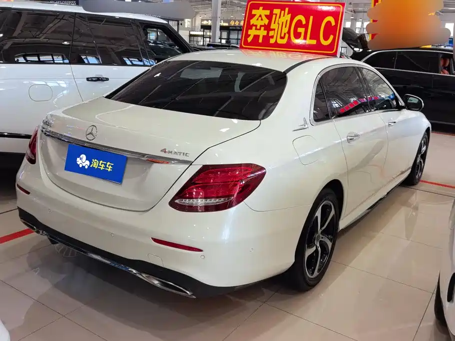 Mercedes-Benz E-Class — миниатюра 3