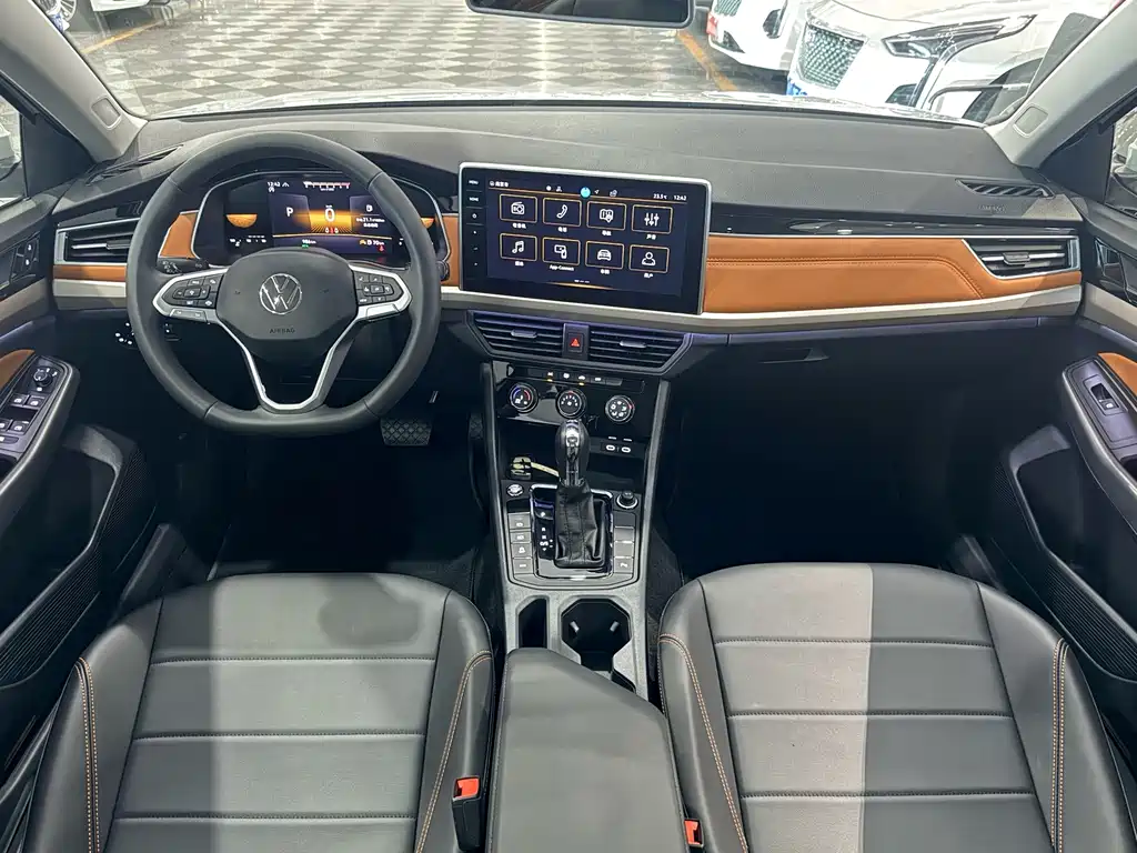 Volkswagen Bora — миниатюра 12
