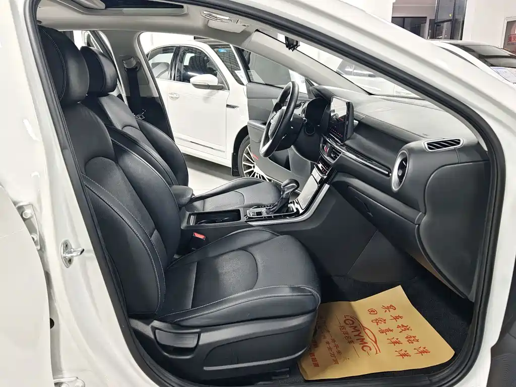 Kia K3 — миниатюра 8