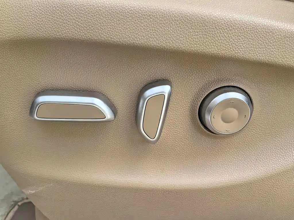 Buick GL8 — миниатюра 29