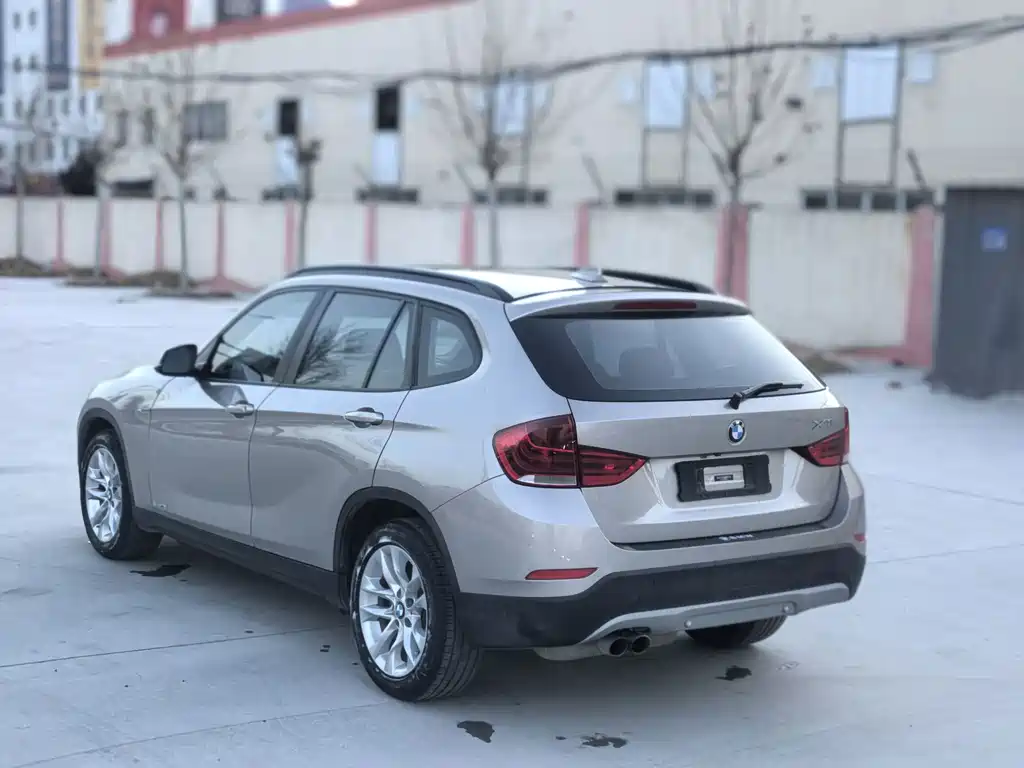 BMW X1 — миниатюра 5