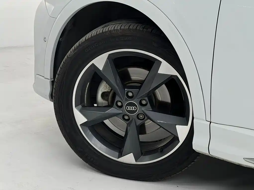 Audi Q3 — миниатюра 23