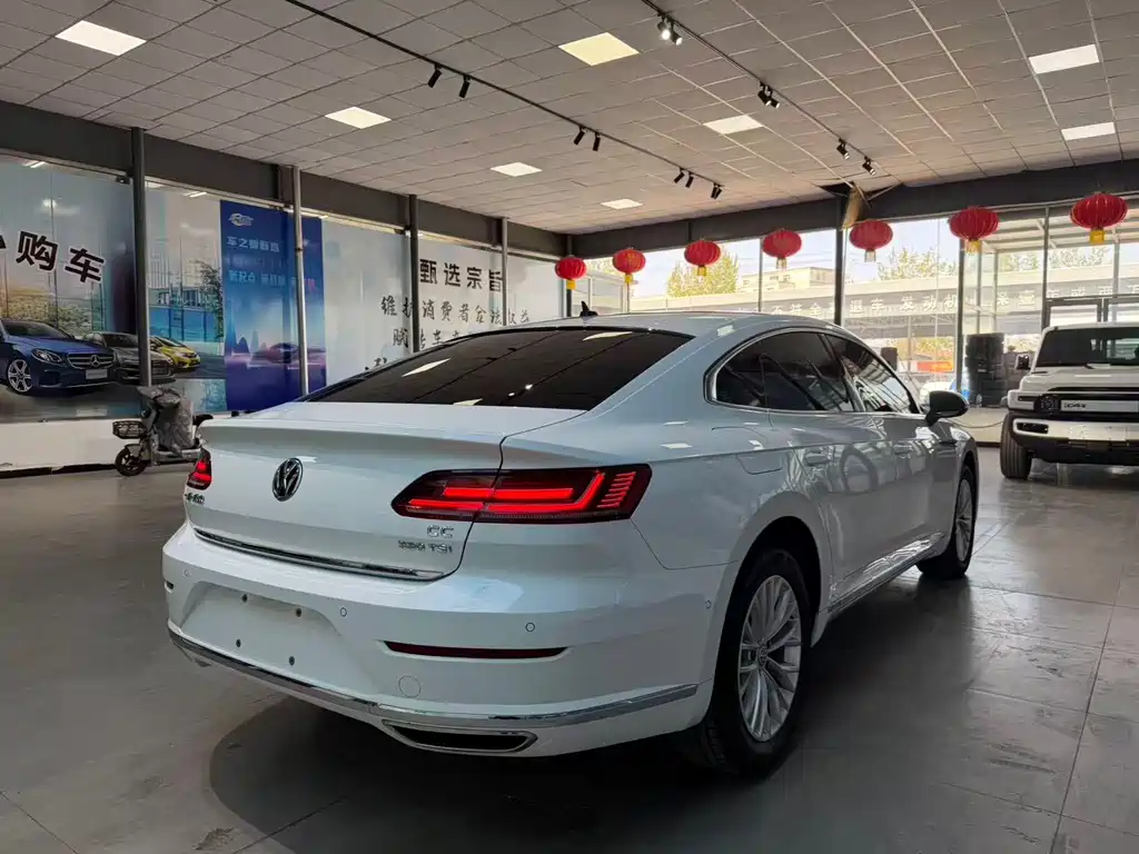 Volkswagen CC — миниатюра 9