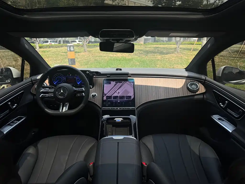 Mercedes-Benz EQE — миниатюра 15