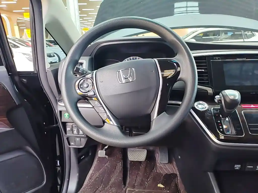 Honda Odyssey — миниатюра 11