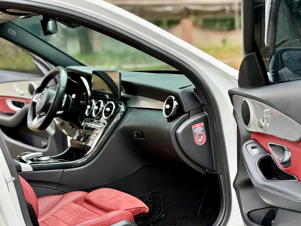 Mercedes-Benz C-Class — миниатюра 14
