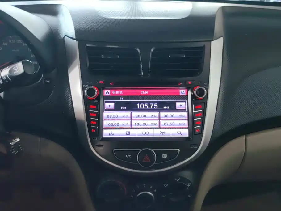 Hyundai Verna — миниатюра 13