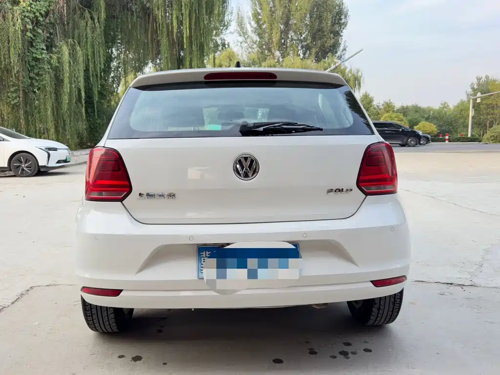 Volkswagen Polo — миниатюра 8