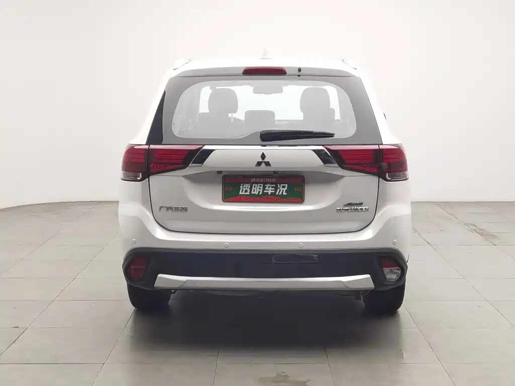 Mitsubishi Outlander — миниатюра 4